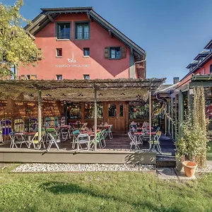 La Maison Rouge 3* Chambery